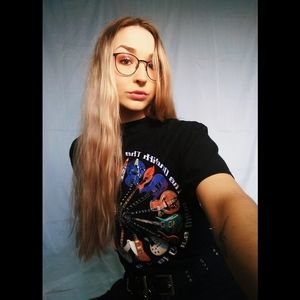 Meet your Posher, Emma